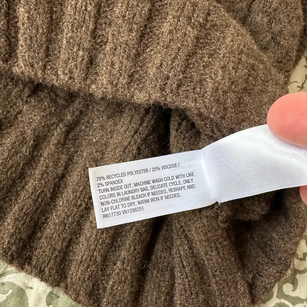 Universal Thread Sweaters - Picture 7 of 9